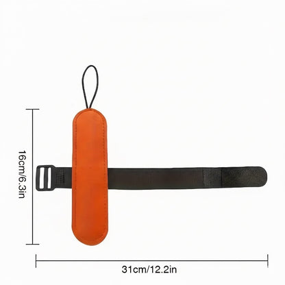 Schwungtrainer mit ergonomischer Handschlaufe